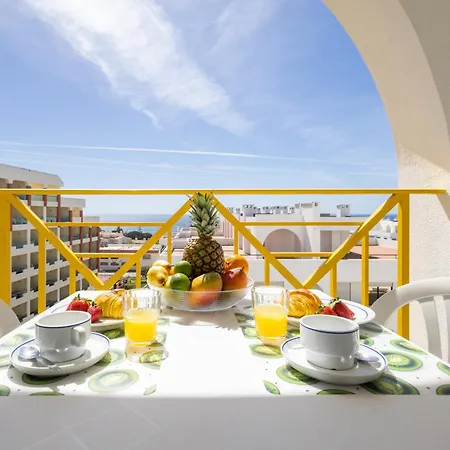Casa Azul 3 - Senhora Da Rocha, Algarve Apartment *